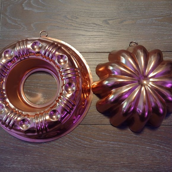 2 Vintage Copper Cooking/Baking Molds - Picture 2 of 6